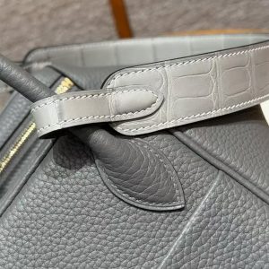 Hermes Lindy 26 CM Bag Handmade In Taurillon Clemence Leather and Alligator Gold Hardware 0L Gris Meyer - Image 6