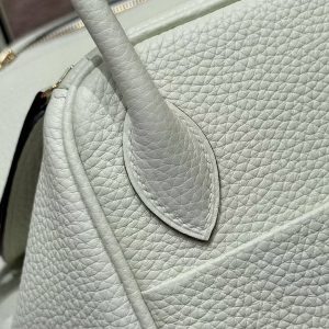 Hermes Lindy 26 CM Bag Handmade In Taurillon Clemence Leather Gold Hardware 0S Vert Fizz - Image 9