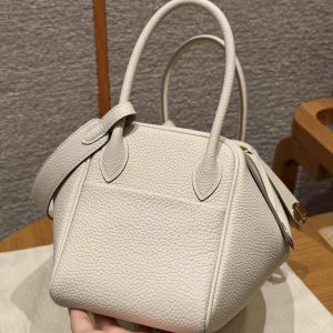 Hermes Lindy 26 CM Bag Handmade In Taurillon Clemence Leather Gold Hardware 10 Craie - Image 16