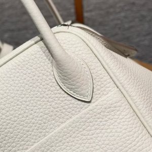 Hermes Lindy 26 CM Bag Handmade In Taurillon Clemence Leather Silver Hardware 10 Craie - Image 7
