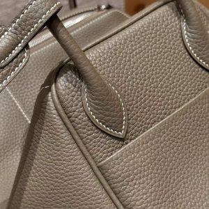 Hermes Lindy 26 CM Bag Handmade In Taurillon Clemence Leather Silver Hardware 18 Etoupe - Image 7