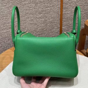 Hermes Lindy 26 CM Bag Handmade In Taurillon Clemence Leather Gold Hardware 1k Bambou - Image 10