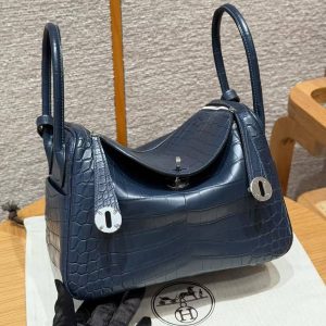 Hermes Lindy 26 CM Bag Handmade In Niloticus Leather From Nile Silver Hardware 2Z Bleu Niut 71 Blue France
