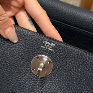 Hermes Lindy 26 CM Bag Handmade In Taurillon Clemence Leather Silver Hardware 2Z Bleu Niut - Image 15
