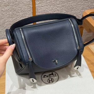 Hermes Lindy 26 CM Bag Handmade In Taurillon Clemence Leather Silver Hardware 2Z Bleu Niut - Image 12