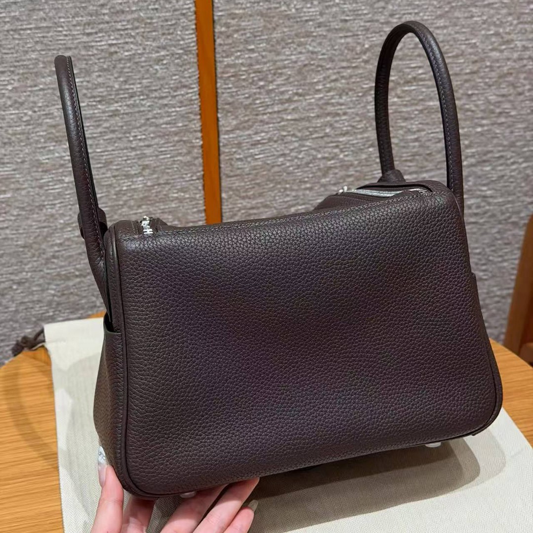 Hermes Lindy 26 CM Bag Handmade In Taurillon Clemence Leather Silver Hardware 46 Ebene - Image 2