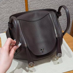 Hermes Lindy 26 CM Bag Handmade In Taurillon Clemence Leather Silver Hardware 46 Ebene - Image 19