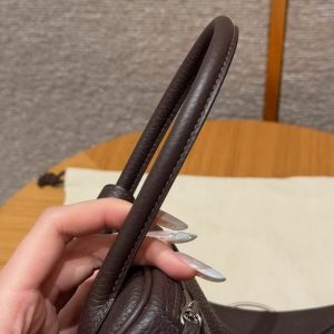 Hermes Lindy 26 CM Bag Handmade In Taurillon Clemence Leather Silver Hardware 46 Ebene - Image 8