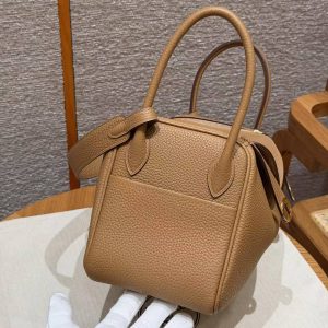 Hermes Lindy 26 CM Bag Handmade In Taurillon Clemence Leather Gold Hardware 4B Biscuit - Image 21