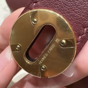 Hermes Lindy 26 CM Bag Handmade In Swift Leather Gold Hardware 55 Rouge H - Image 4