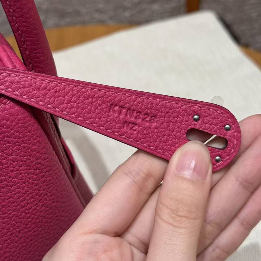 Hermes Lindy 26 CM Bag Handmade In Taurillon Clemence Leather Sliver Hardware 5J Fuchia - Image 14
