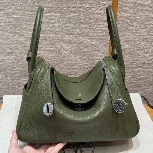 Hermes Lindy 26 CM Bag Handmade In Taurillon Clemence Leather Sliver Hardware 61 Olive Green