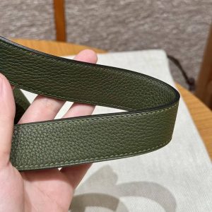 Hermes Lindy 26 CM Bag Handmade In Taurillon Clemence Leather Sliver Hardware 61 Olive Green - Image 4