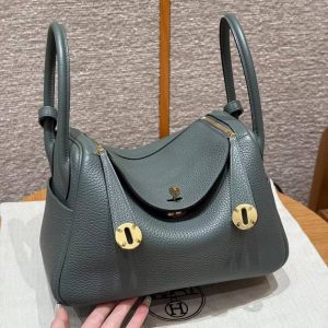 Hermes Lindy 26 CM Bag Handmade In Taurillon Clemence Leather Gold Hardware 63 Vert Amanda