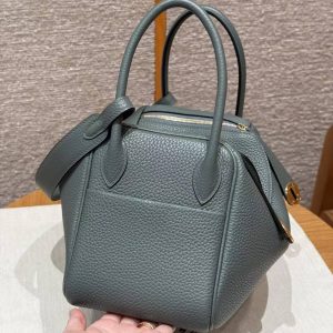 Hermes Lindy 26 CM Bag Handmade In Taurillon Clemence Leather Gold Hardware 63 Vert Amanda - Image 22