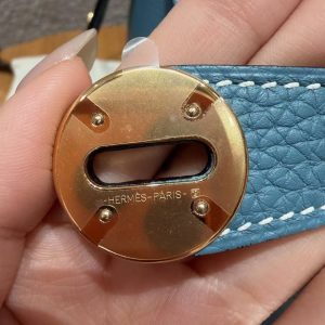 Hermes Lindy 26 CM Bag Handmade In Taurillon Clemence Leather Gold Hardware 75 Blue Jean - Image 16