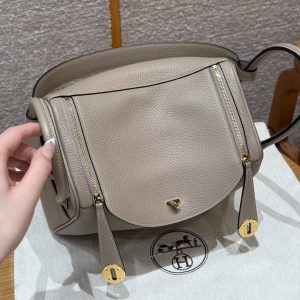 Hermes Lindy 26 CM Bag Handmade In Taurillon Clemence Leather Gold Hardware 81 Gris Tourterelle - Image 14