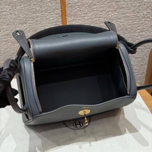 Hermes Lindy 26 CM Bag Handmade In Swift And Matte Alligator Crocodile Leather Gold Hardware 88 Graphite - Image 13