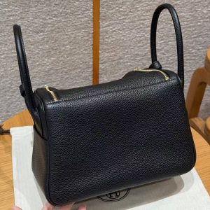 Hermes Lindy 26 CM Bag Handmade In Taurillon Clemence Leather Gold Hardware 89 Noir - Image 2