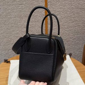 Hermes Lindy 26 CM Bag Handmade In Taurillon Clemence Leather Gold Hardware 89 Noir - Image 20