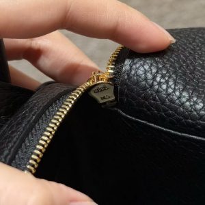 Hermes Lindy 26 CM Bag Handmade In Taurillon Clemence Leather Gold Hardware 89 Noir - Image 7