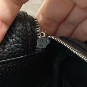 Hermes Lindy 26 CM Bag Handmade In Taurillon Clemence Leather Silver Hardware 89 Noir - Image 5
