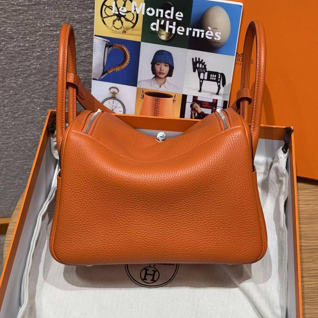 Hermes Lindy 26 CM Bag Handmade In Taurillon Clemence Leather Silver Hardware 9J Feu - Image 20