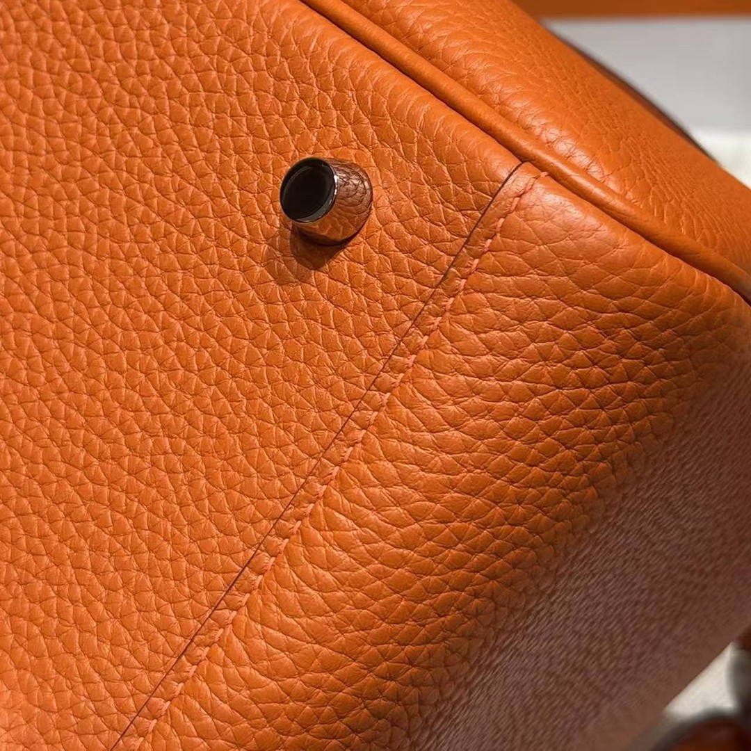 Hermes Lindy 26 CM Bag Handmade In Taurillon Clemence Leather Silver Hardware 9J Feu - Image 16