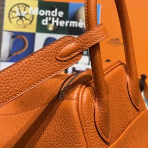 Hermes Lindy 26 CM Bag Handmade In Taurillon Clemence Leather Silver Hardware 9J Feu - Image 11