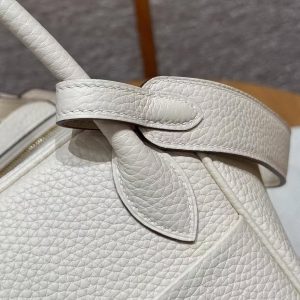 Hermes Lindy 26 CM Bag Handmade In Taurillon Clemence Leather Gold Hardware I2 Nata - Image 9