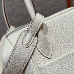 Hermes Lindy 26 CM Bag Handmade In Taurillon Clemence Leather Gold Hardware I2 Nata - Image 8