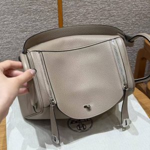 Hermes Lindy 26 CM Bag Handmade In Taurillon Clemence Leather Silver Hardware M8 Gris Asphalte - Image 10