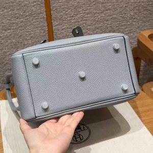 Hermes Lindy 26 CM Bag Handmade In Taurillon Clemence Leather Silver Hardware P0 Girs Pantin - Image 15