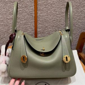 Hermes Lindy 26 CM Bag Handmade In Taurillon Clemence Leather Gold Hardware Q1 Sauge
