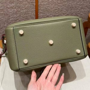 Hermes Lindy 26 CM Bag Handmade In Taurillon Clemence Leather Gold Hardware Q1 Sauge - Image 18