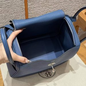 Hermes Lindy 26 CM Bag Handmade In Taurillon Clemence Leather Silver Hardware R2 Blue Agate - Image 15