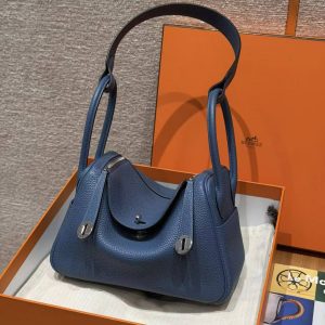 Hermes Lindy 26 CM Bag Handmade In Taurillon Clemence Leather Silver Hardware R2 Blue Agate - Image 11