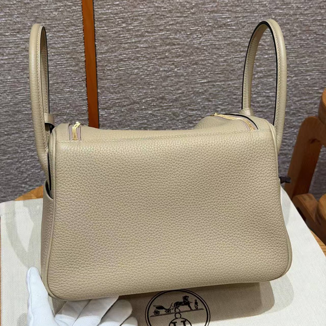 Hermes Lindy 26 CM Bag Handmade In Taurillon Clemence Leather Gold Hardware S2 Trench - Image 2
