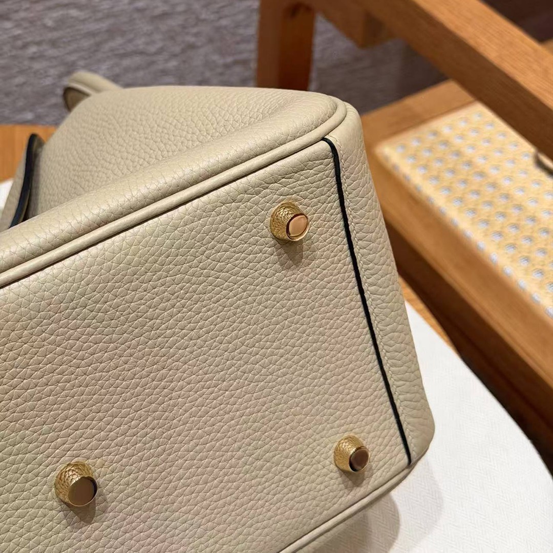Hermes Lindy 26 CM Bag Handmade In Taurillon Clemence Leather Gold Hardware S2 Trench - Image 13