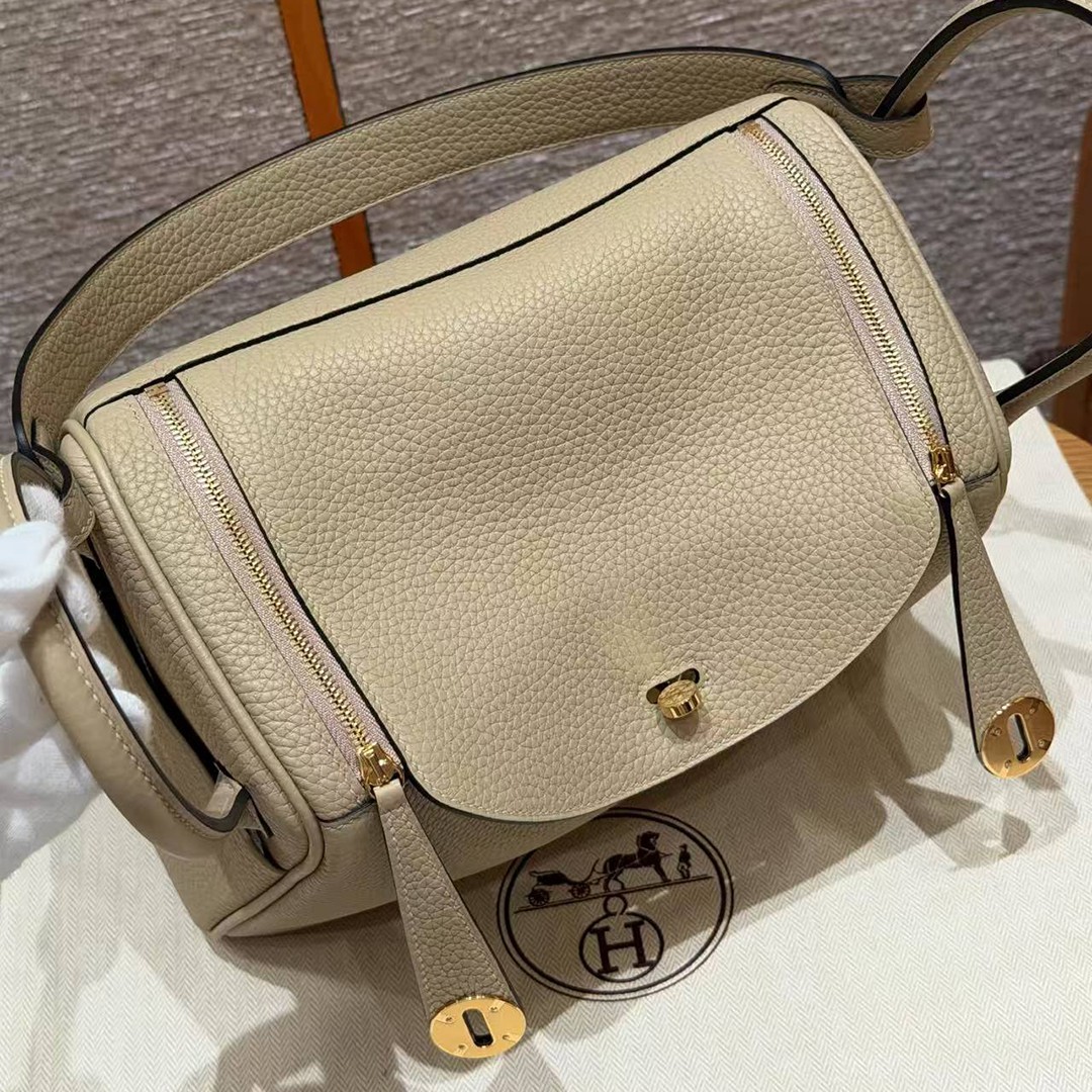 Hermes Lindy 26 CM Bag Handmade In Taurillon Clemence Leather Gold Hardware S2 Trench - Image 12