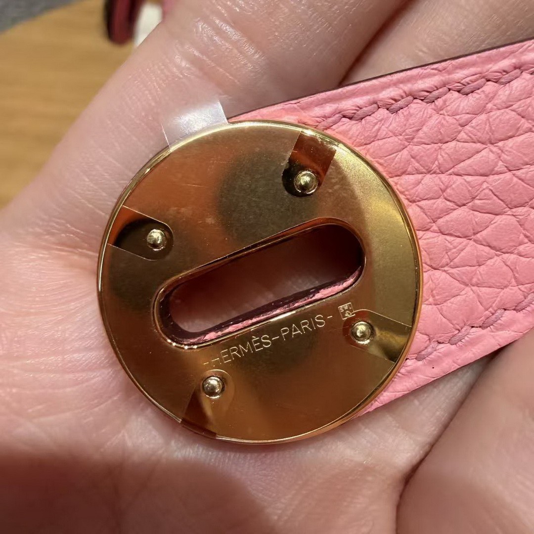 Hermes Lindy 26 CM Bag Handmade In Taurillon Clemence Leather Gold Hardware U5 Rose Lipstick - Image 15