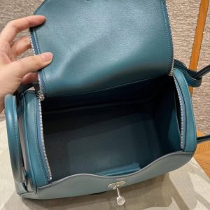 Hermes Lindy 26 CM Bag Handmade In Swift Leather Sliver Hardware W0 Vert Bosphore - Image 14