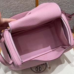 Hermes Lindy 26 CM Bag Handmade In Taurillon Clemence Leather Silver Hardware X9 Mauve - Image 18