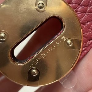 Hermes Lindy 26 CM Bag Handmade In Taurillon Clemence Leather Gold Hardware k1 Rouge Grenat - Image 5