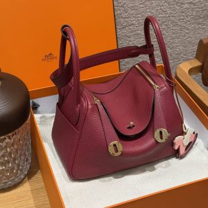 Hermes Lindy 26 CM Bag Handmade In Taurillon Clemence Leather Gold Hardware k1 Rouge Grenat - Image 3