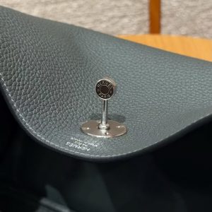 Hermes Lindy 26 CM Bag Handmade In Taurillon Clemence Leather Silver Hardware q0 Vert Mangrove - Image 8