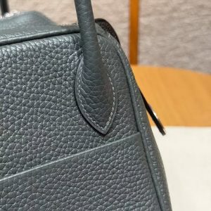 Hermes Lindy 26 CM Bag Handmade In Taurillon Clemence Leather Silver Hardware q0 Vert Mangrove - Image 7