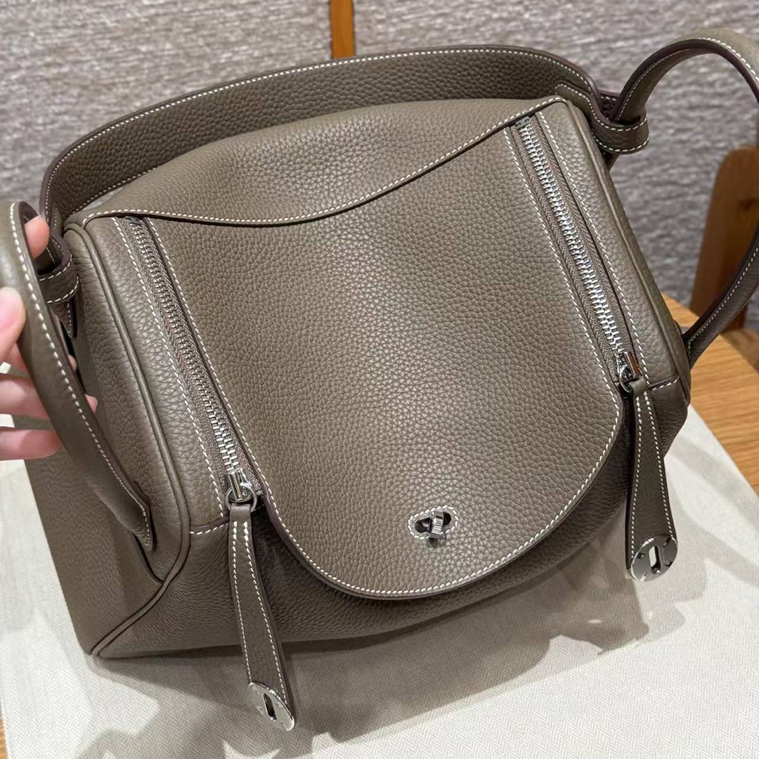 Hermes Lindy 30 CM Bag Handmade In Clemence Calfskin Leather Silver Hardware 18 Etoupe - Image 14