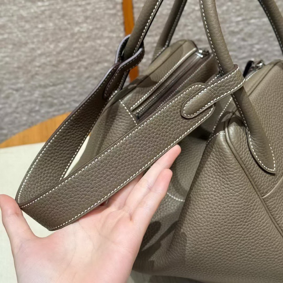 Hermes Lindy 30 CM Bag Handmade In Clemence Calfskin Leather Silver Hardware 18 Etoupe - Image 6