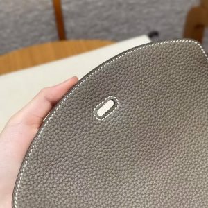 Hermes Lindy 30 CM Bag Handmade In Clemence Calfskin Leather Silver Hardware 18 Etoupe - Image 3